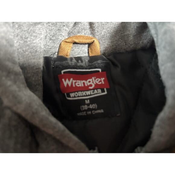Wrangler Men's Workwear Hooded Jacket Size M - Picture 2 of 3